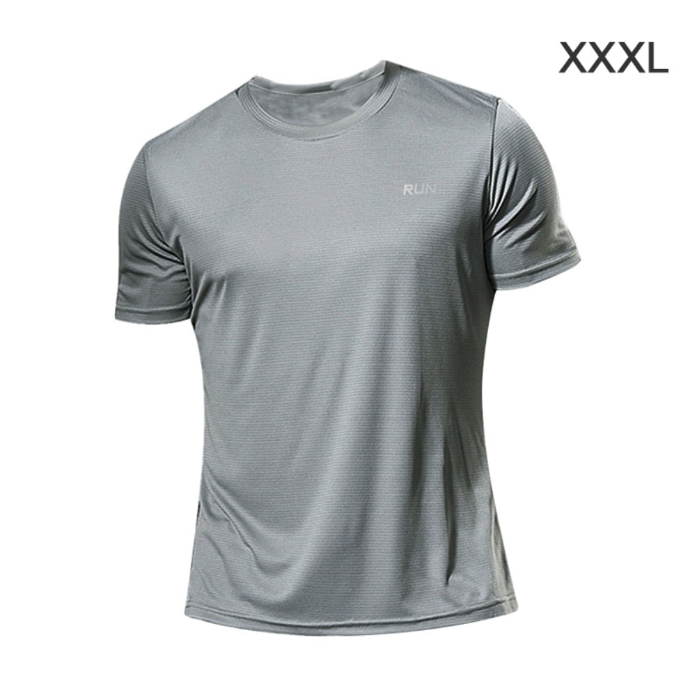 Men's Running Sport Shirt Quick-drying Fitness Shirt - All Colors!